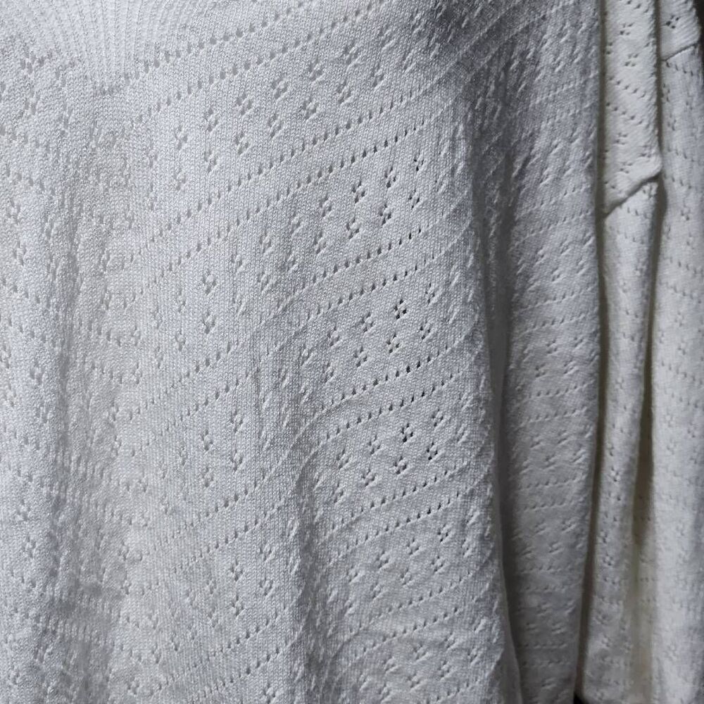 89th &‎ Madison sweater white eyelet perforated lightweight v neck 1X - Picture 6 of 8